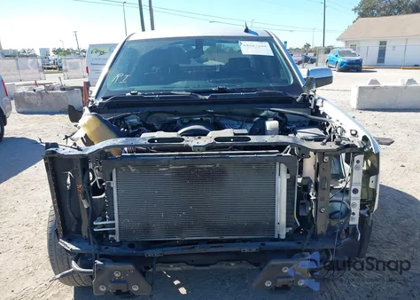 2017 Chevrolet Silverado 1500 1Lt z USA, uszkodzony, nr VIN 3GCPCREC4HG101157